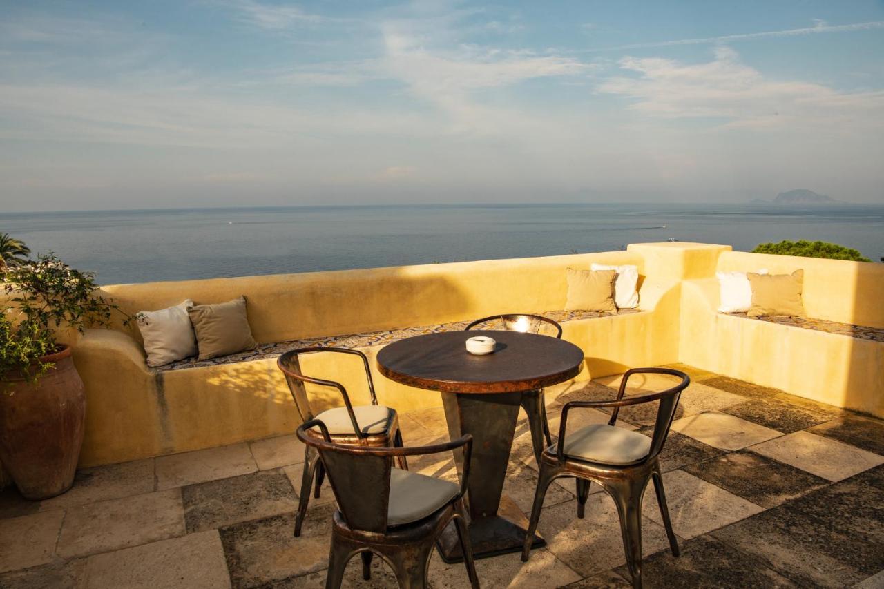 Hotel Signum Malfa  Buitenkant foto